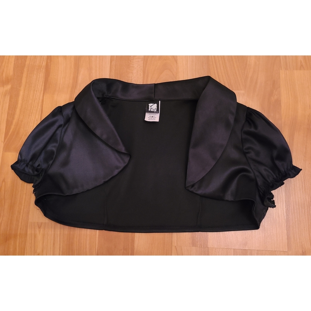 Black Shrug